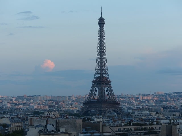 eiffel-tower-514283_640